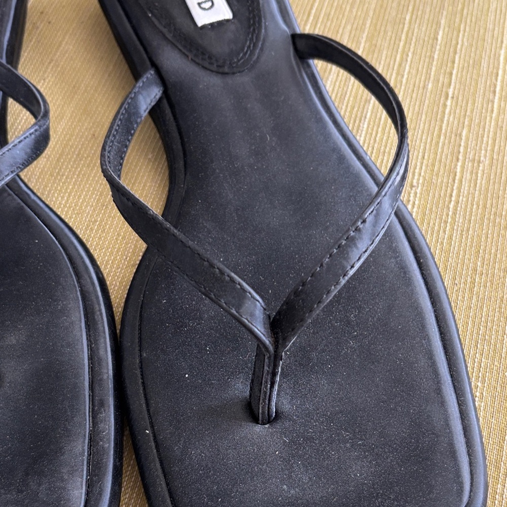 Women's Black Sandals - Picture 4 of 7